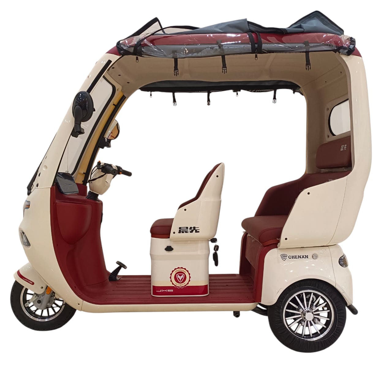 F17 E-Scooter open curtains view