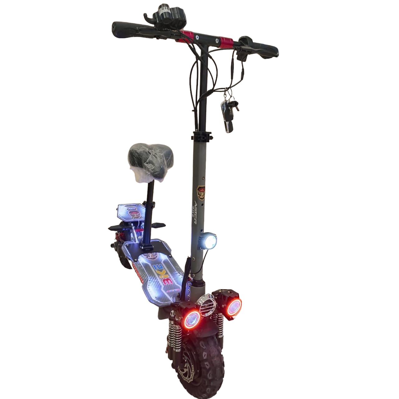 A15 Dual Motor E-Scooter with Decorative lights on foot pedal