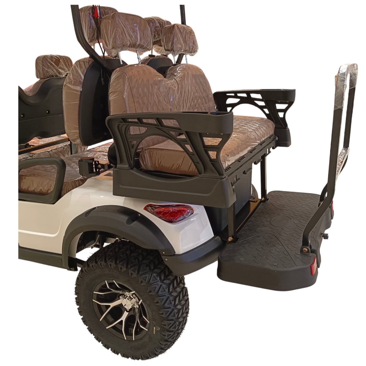 GIGILHUB Six Seater High Quality Golf Cart With Sound Bar